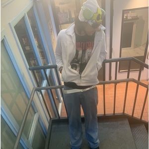 Meet your Posher, Joneul